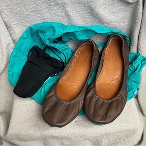 Tieks Brown Matte Leather Ballet Flats | Compact Pouch | Reusable Tote | Size 8